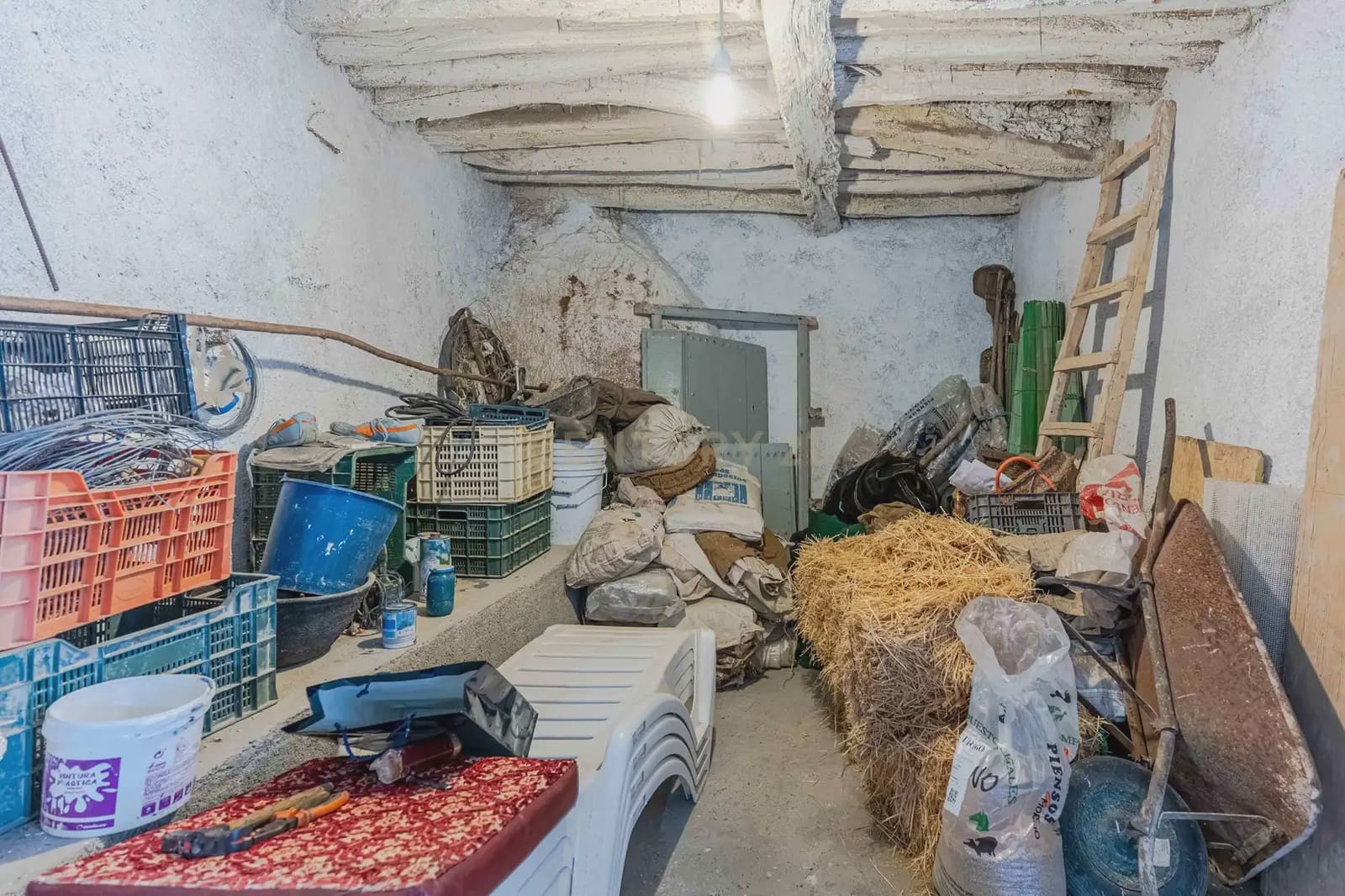 6 slaapkamer Huis te koop in Ugijar - € 46.000 (Ref: 10184052)