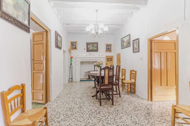 6 slaapkamer Huis te koop in Ugíjar - € 46.000 (Ref: 10184052)