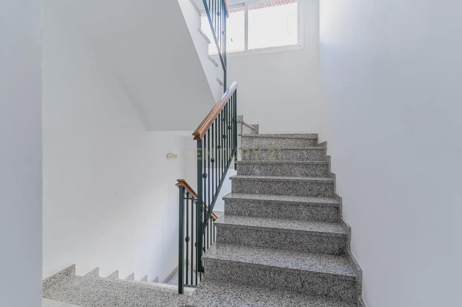 2 soverom Leilighet til salgs i Las Gabias med garasje - € 149 000 (Ref: 10185956)
