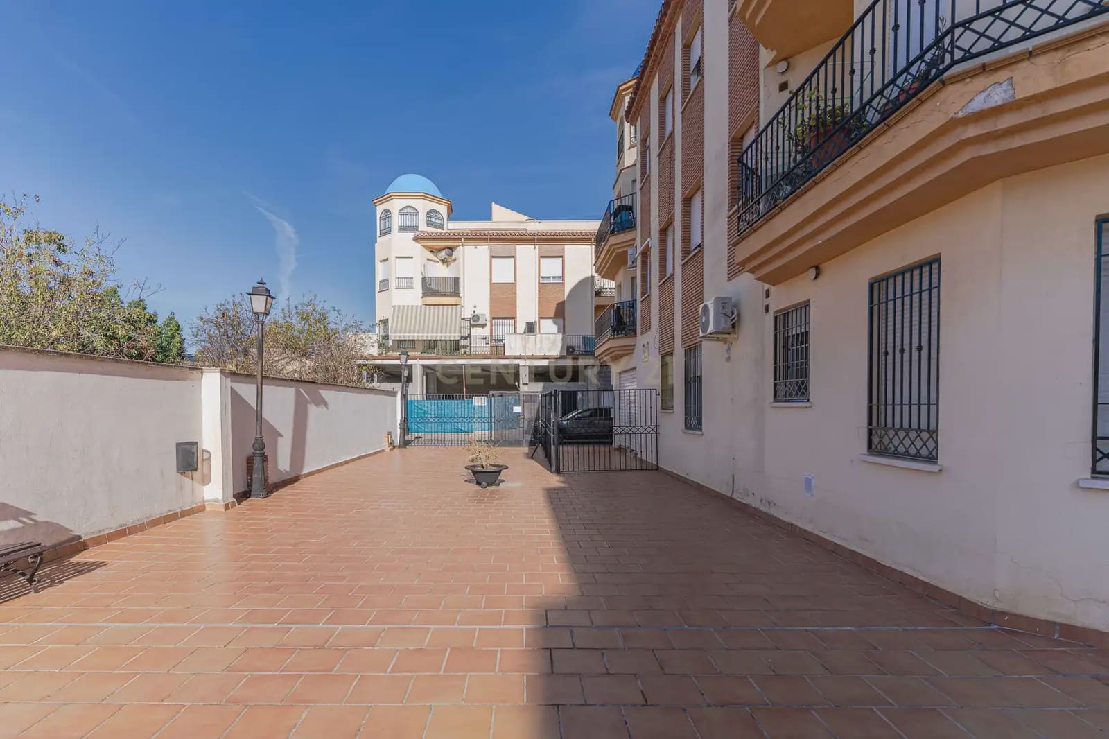2 soverom Leilighet til salgs i Las Gabias med garasje - € 149 000 (Ref: 10185956)