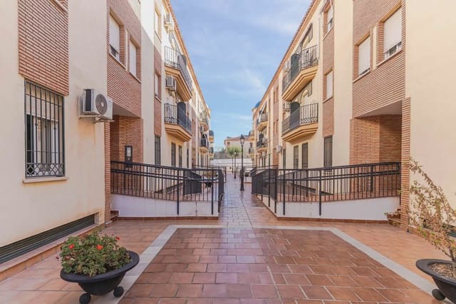2 slaapkamer Flat te koop in Las Gabias met garage - € 149.000 (Ref: 10185956)