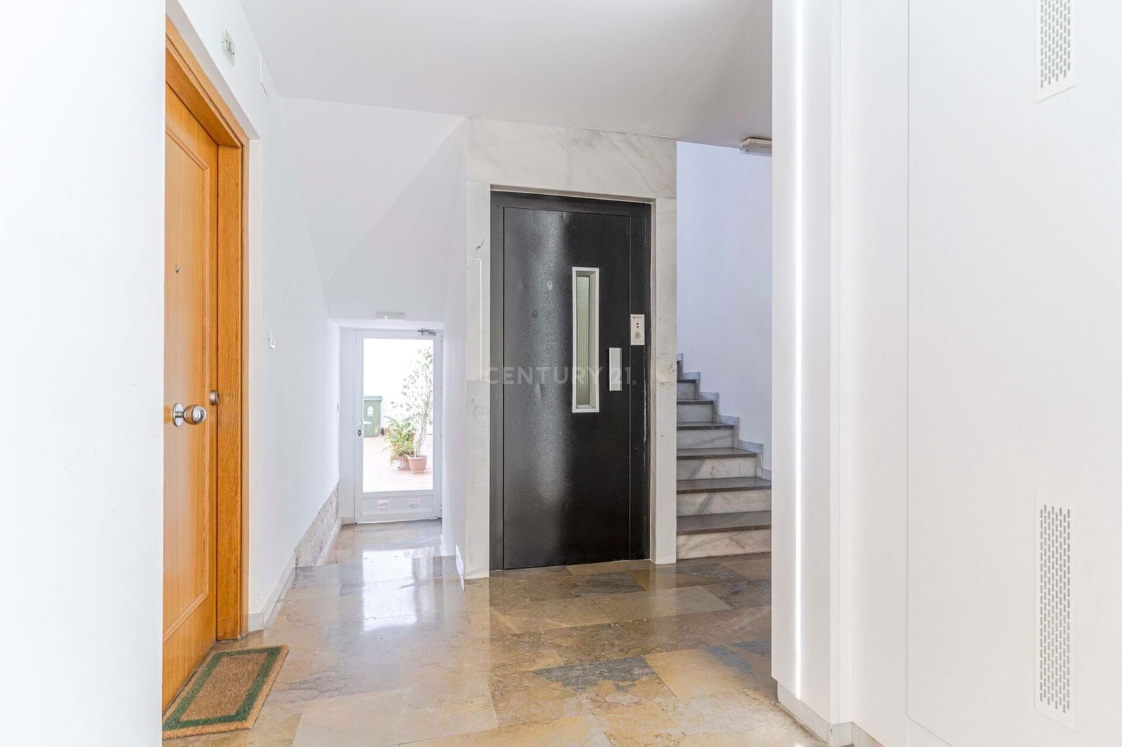 2 bedroom Flat for sale in San Matías Realejo, Granada city €