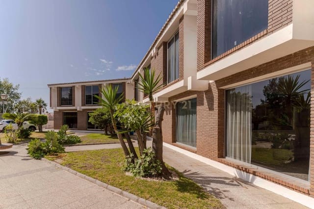 Hotel til salg i Salobreña - € 2.500.000 (Ref: 9106735)