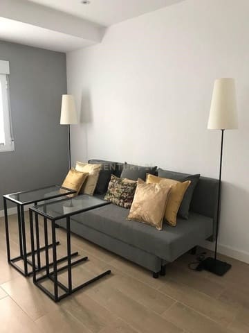 3 soveværelse Lejlighed til leje i Angustias - Chana - Encina, Granada by - € 750 (Ref: 9148342)