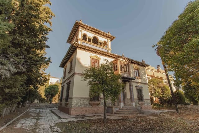 6 soveværelse Villa til salg i Cervantes, Granada by - € 1.350.000 (Ref: 9158447)