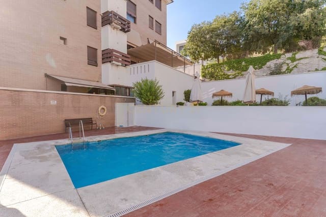 Piso de 3 habitaciones en Carretera de la Sierra, Granada ciudad en venta con garaje - 242.000 € (Ref: 9158545)