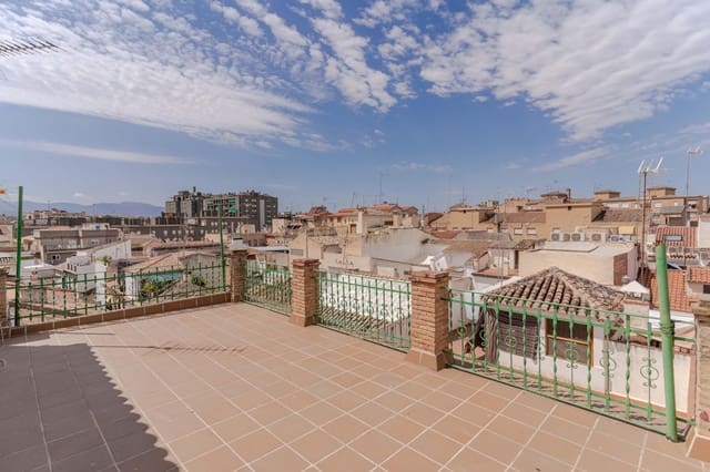 10 soveværelse Byhus til salg i San Matías - Realejo, Granada by - € 780.000 (Ref: 9158548)