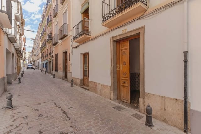 10 soveværelse Byhus til salg i San Matías - Realejo, Granada by - € 780.000 (Ref: 9158548)