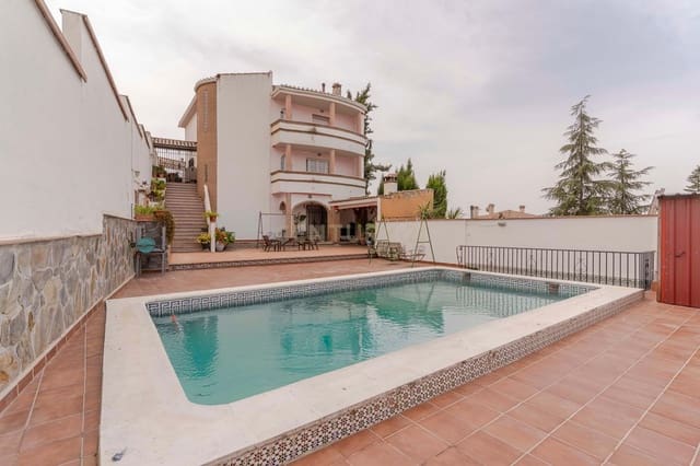 6 soveværelse Villa til salg i Alfacar med swimmingpool garage - € 490.000 (Ref: 9158613)