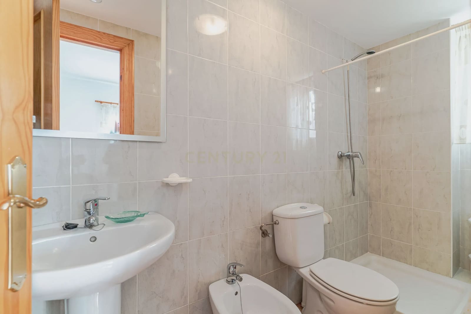 2 bedroom Townhouse for sale in Lanjaron - € 71,000 (Ref: 9278735)