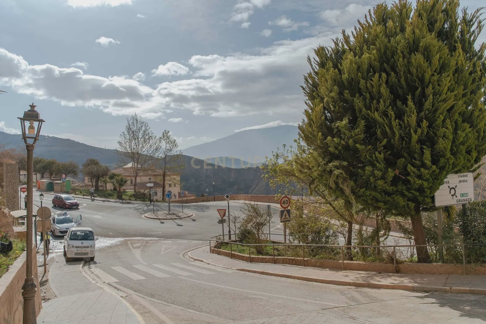 2 bedroom Townhouse for sale in Lanjaron - € 71,000 (Ref: 9278735)