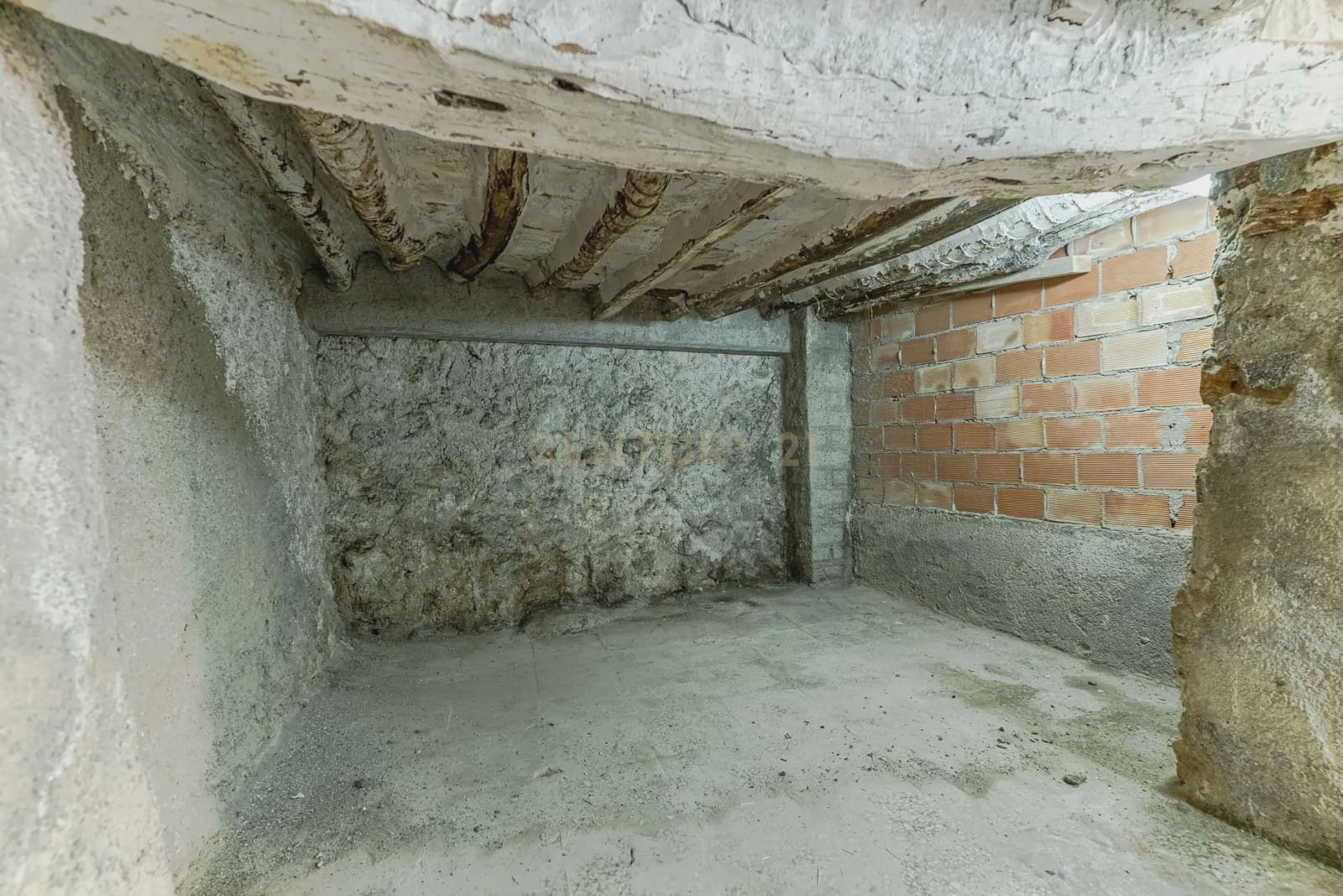 2 bedroom Townhouse for sale in Lanjaron - € 71,000 (Ref: 9278735)