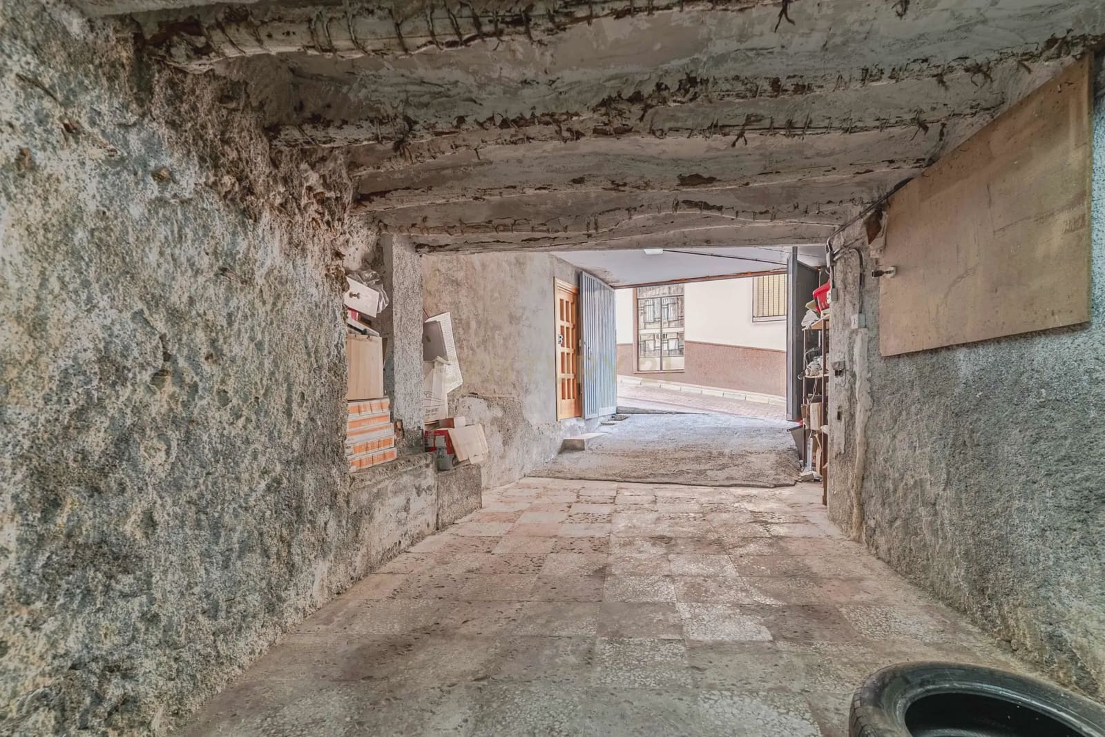 2 bedroom Townhouse for sale in Lanjaron - € 71,000 (Ref: 9278735)