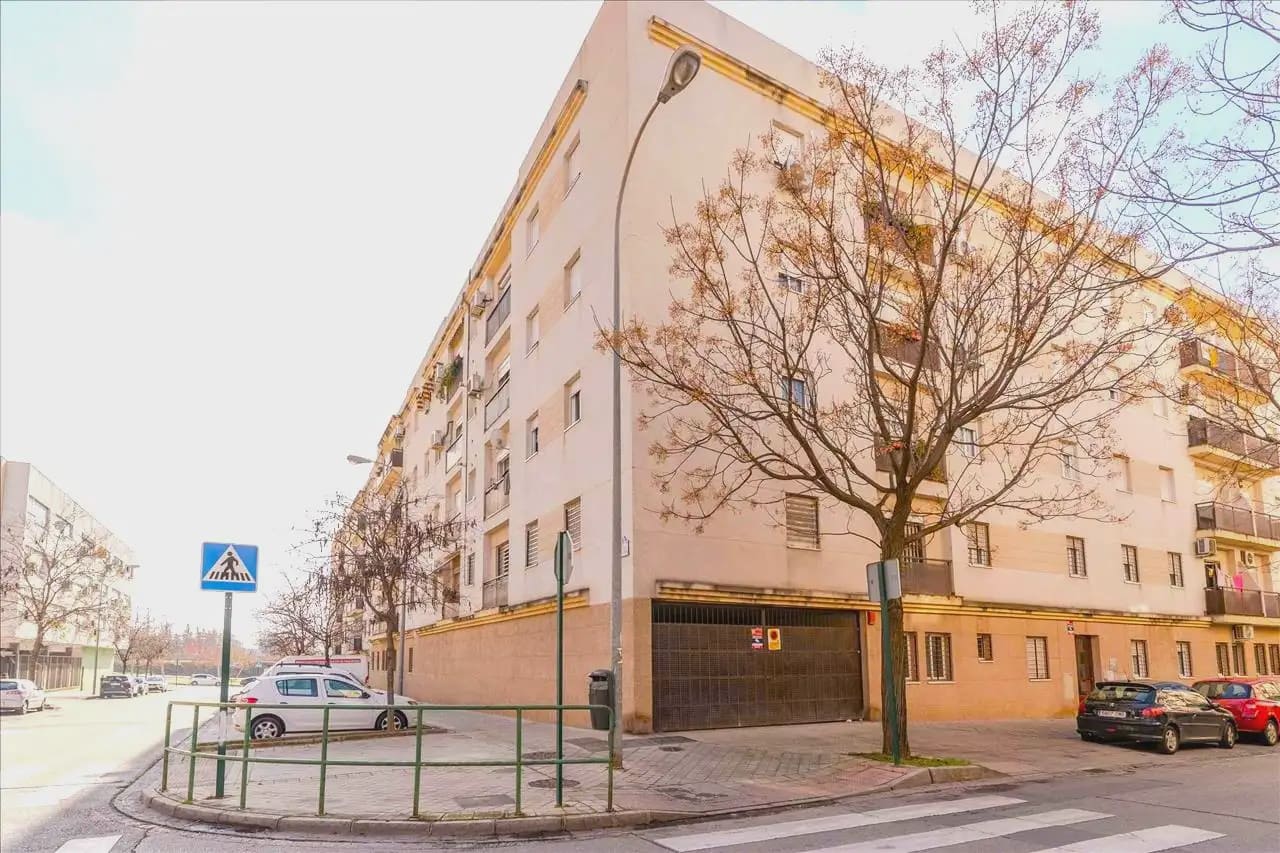 2 soverom Leilighet til salgs i Granada by med garasje - € 41 700 (Ref: 9282438)