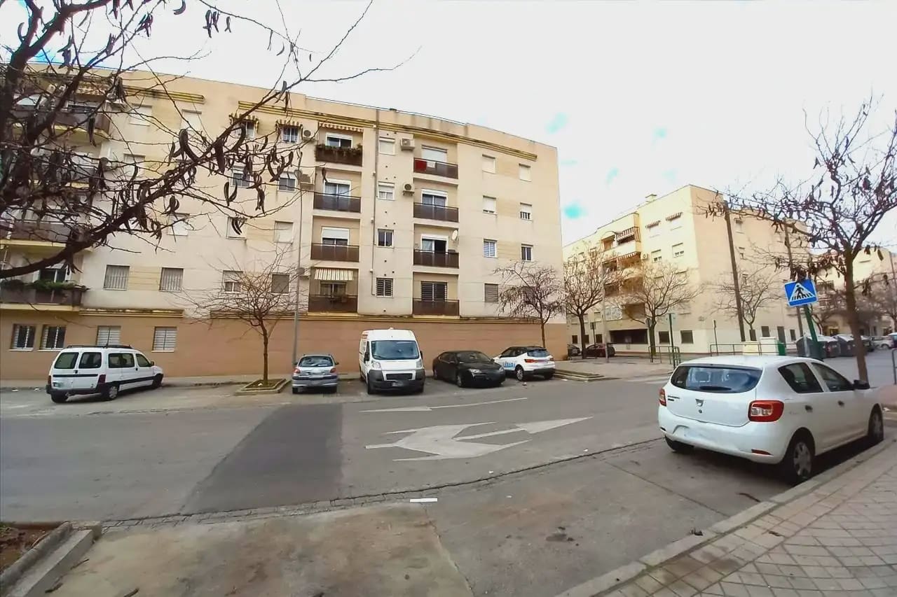 2 soverom Leilighet til salgs i Granada by med garasje - € 41 700 (Ref: 9282438)