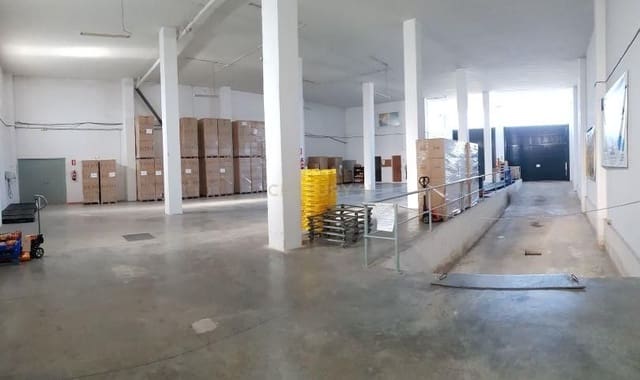 Kommersiell til salgs i Salobreña - € 600 000 (Ref: 9289541)