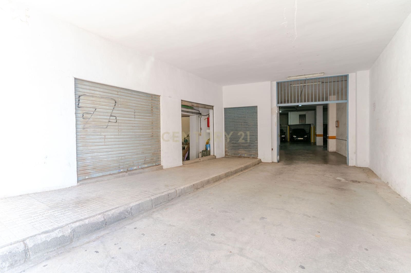 Commercieel te koop in Motril - € 87.000 (Ref: 9289542)