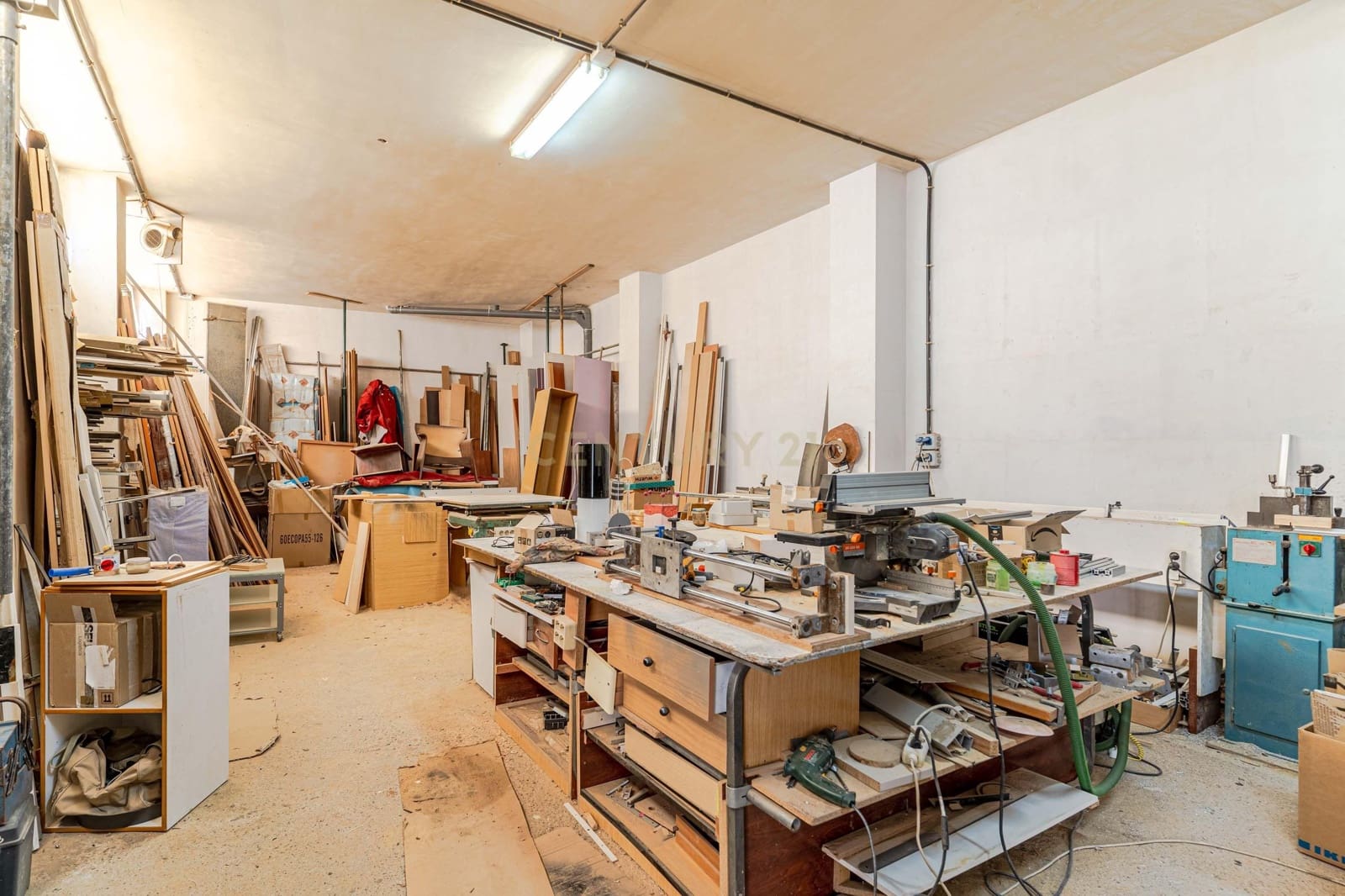 Commercieel te koop in Motril - € 87.000 (Ref: 9289542)