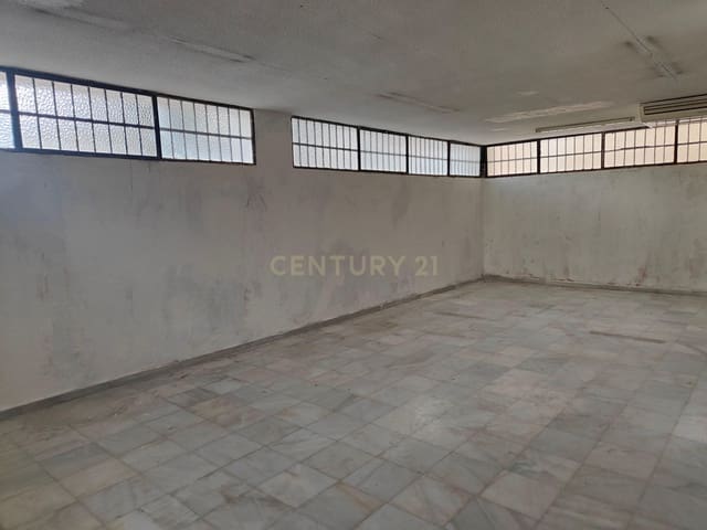 Kaupallinen vuokrattavana paikassa La Zubia - 1 000 € (Ref: 9289545)