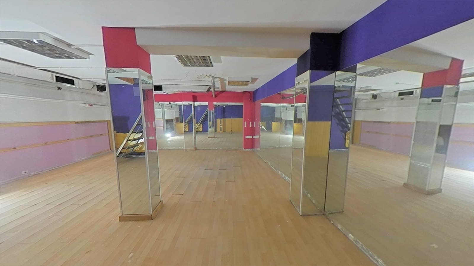 Erhverv til salg i Granada by - € 113.000 (Ref: 9289547)