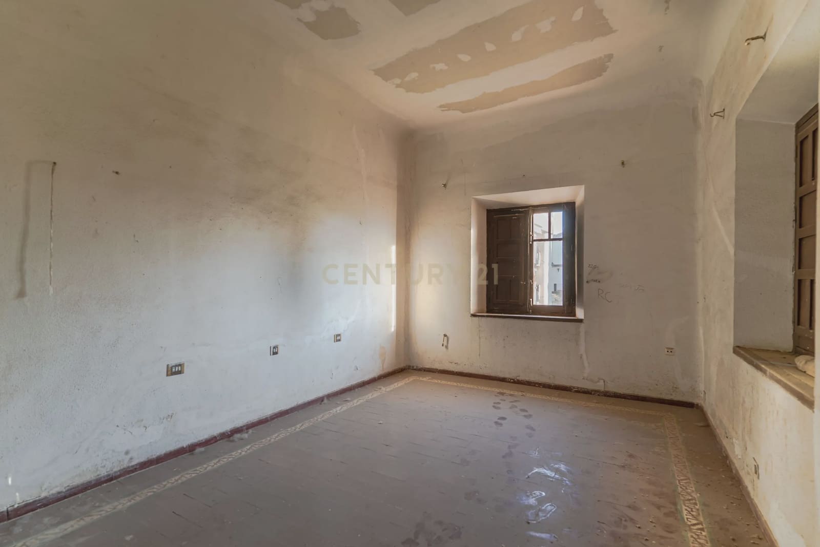 6 sypialnia Willa na sprzedaż w Miasto Grenada z garażem - 1 350 000 € (Ref: 9289548)