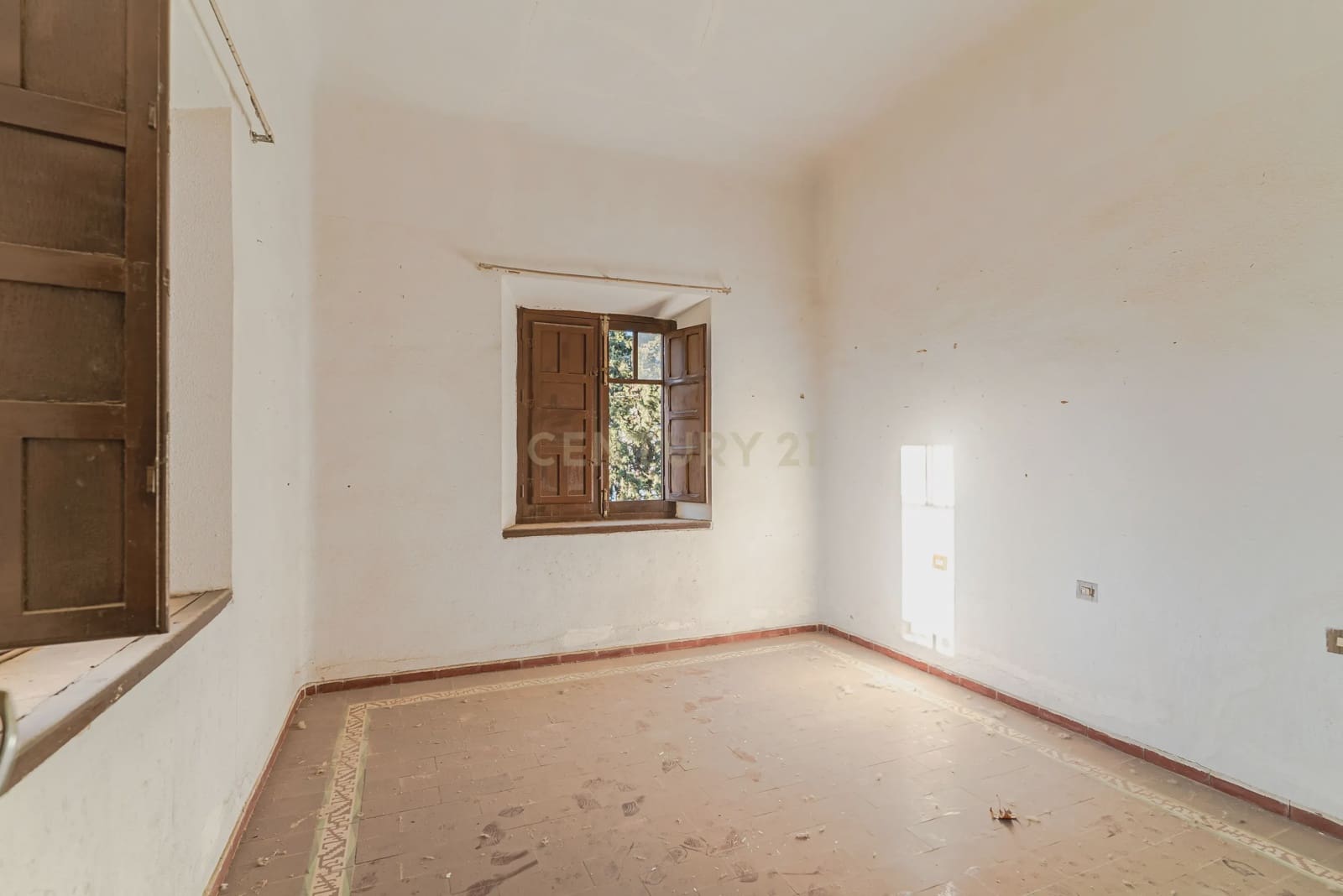 6 sypialnia Willa na sprzedaż w Miasto Grenada z garażem - 1 350 000 € (Ref: 9289548)