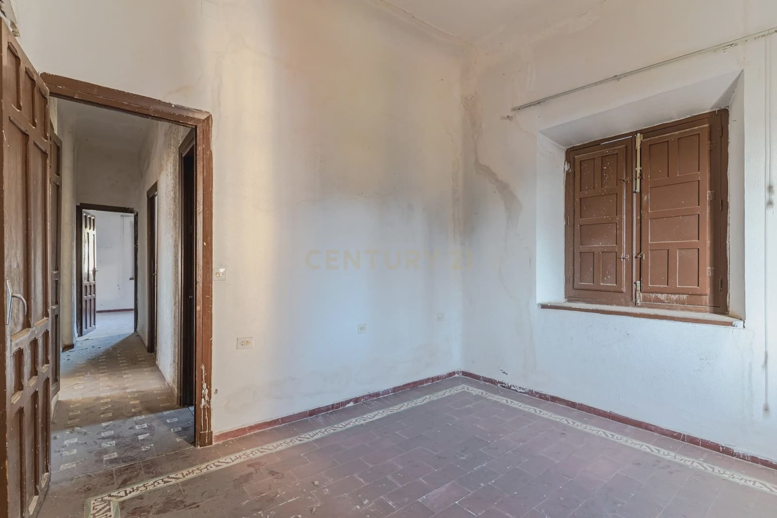 6 sypialnia Willa na sprzedaż w Miasto Grenada z garażem - 1 350 000 € (Ref: 9289548)