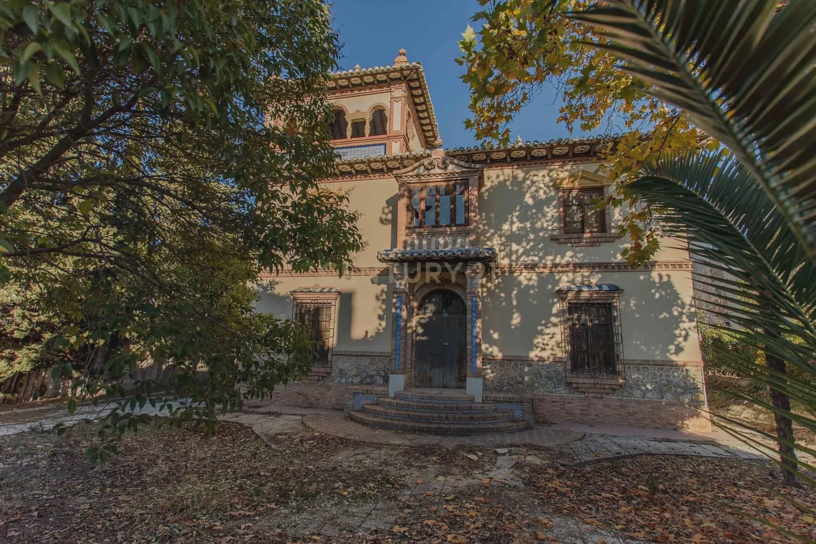 6 sypialnia Willa na sprzedaż w Miasto Grenada z garażem - 1 350 000 € (Ref: 9289548)