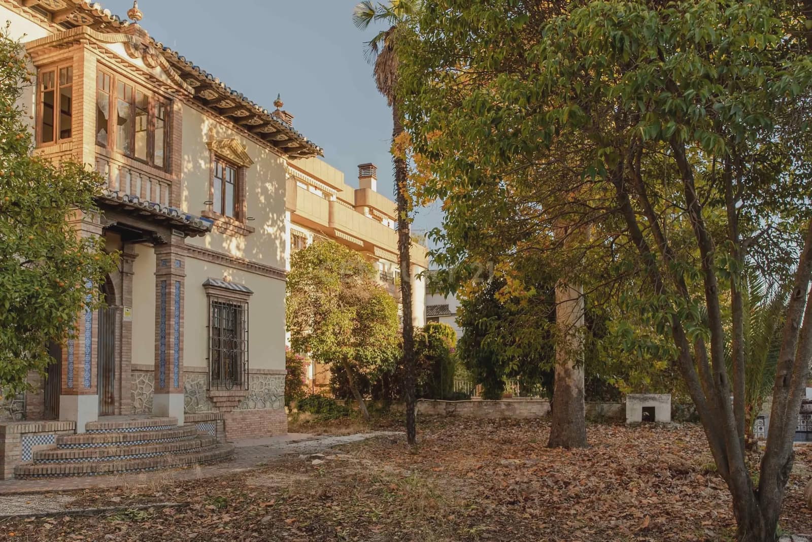 6 sypialnia Willa na sprzedaż w Miasto Grenada z garażem - 1 350 000 € (Ref: 9289548)