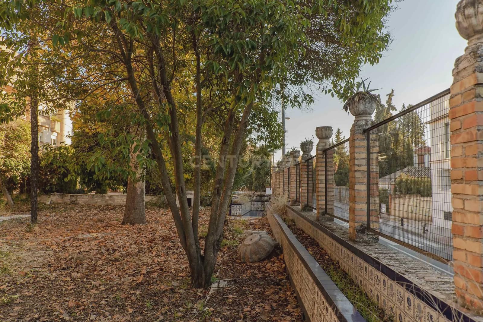 6 sypialnia Willa na sprzedaż w Miasto Grenada z garażem - 1 350 000 € (Ref: 9289548)