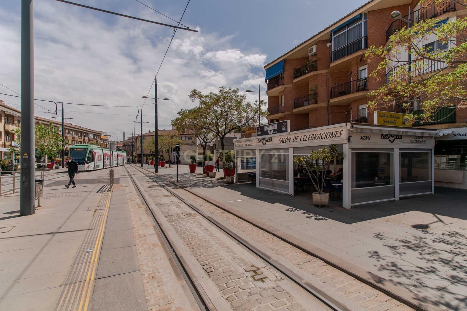 Kommersiell til salgs i Armilla - € 790 000 (Ref: 9289551)