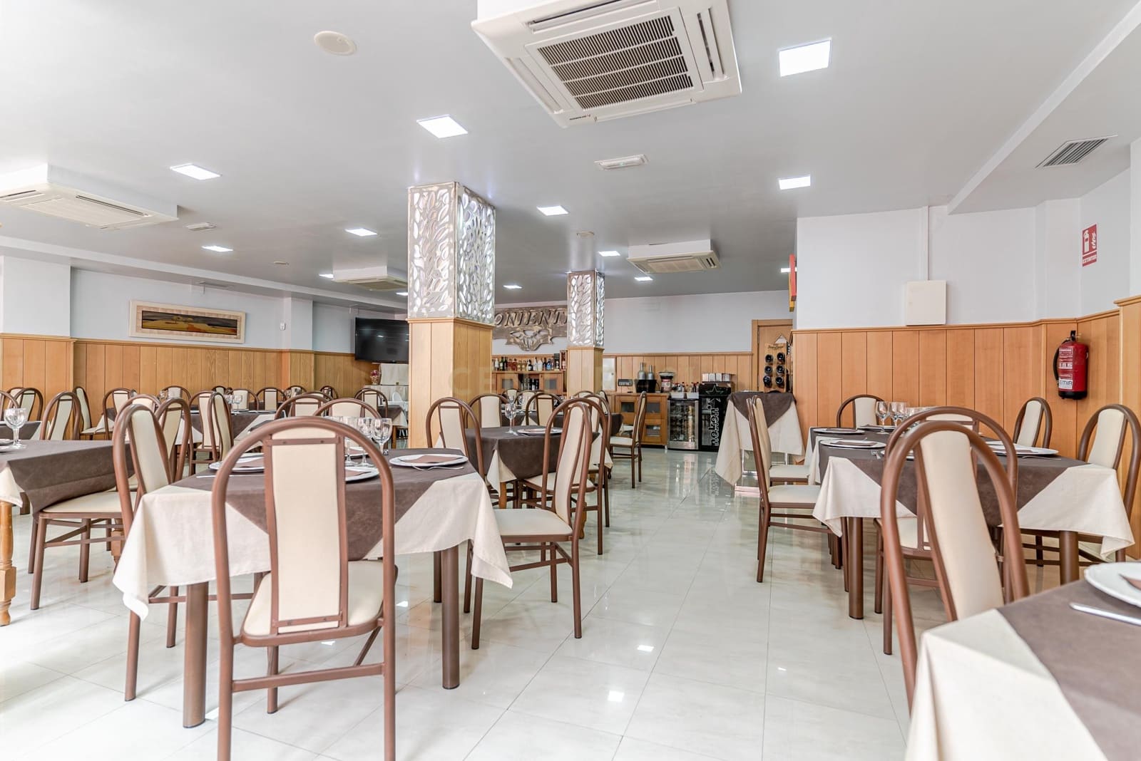 Kommersiell til salgs i Armilla - € 790 000 (Ref: 9289551)