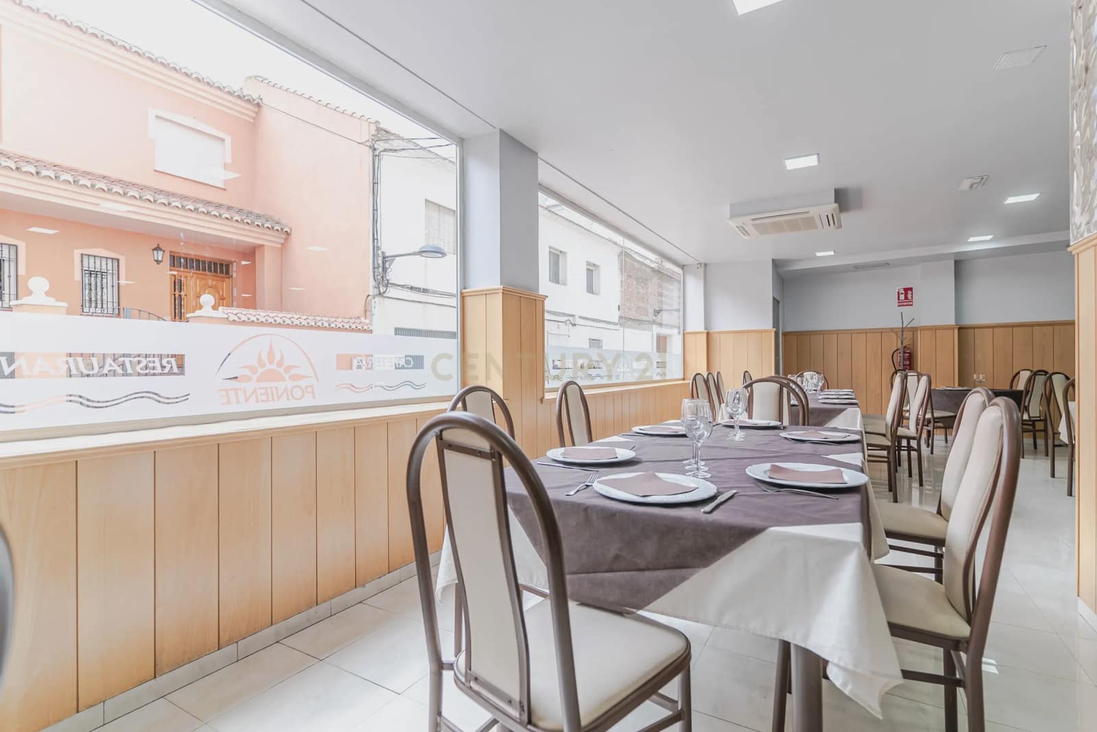 Kommersiell til salgs i Armilla - € 790 000 (Ref: 9289551)