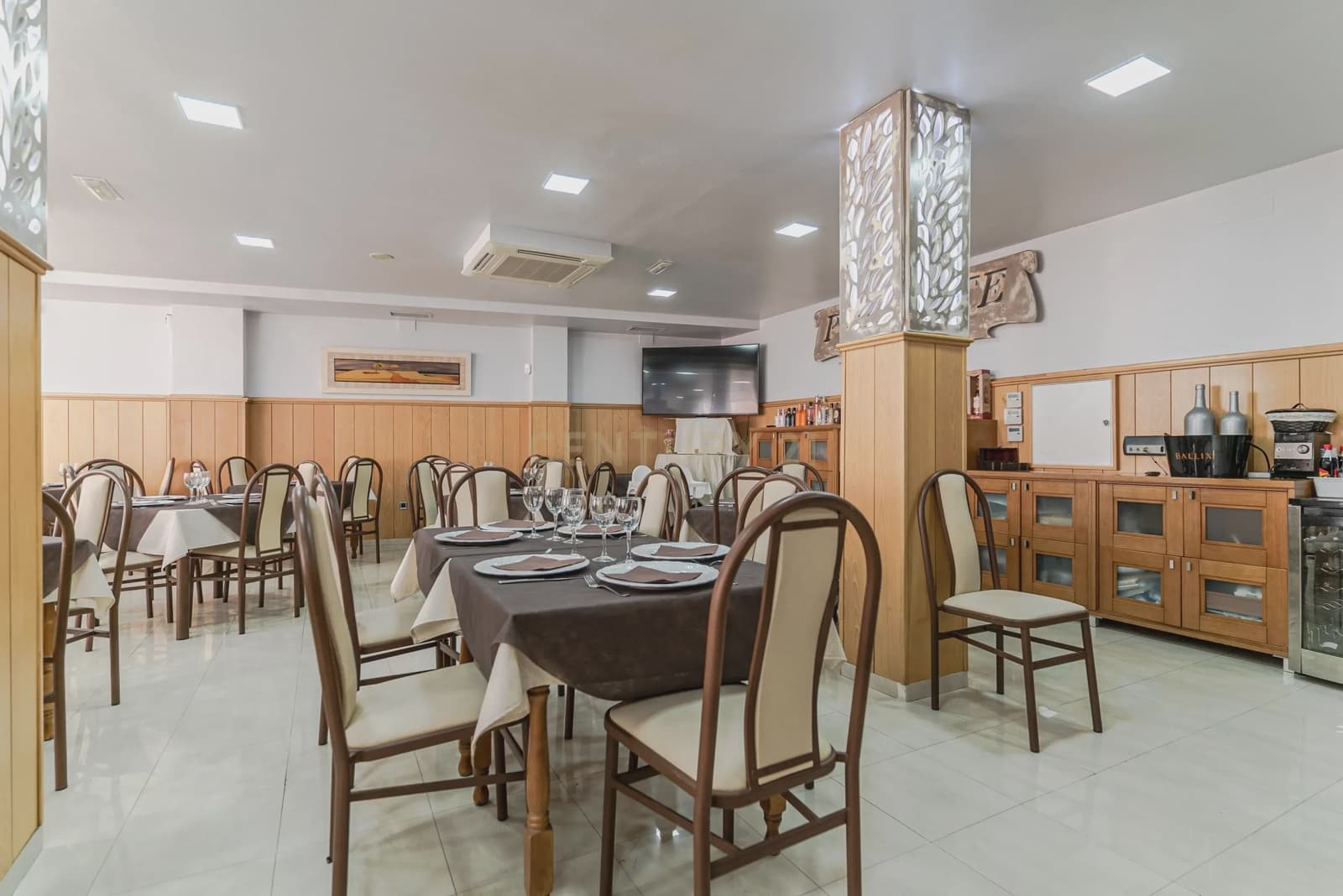 Kommersiell til salgs i Armilla - € 790 000 (Ref: 9289551)