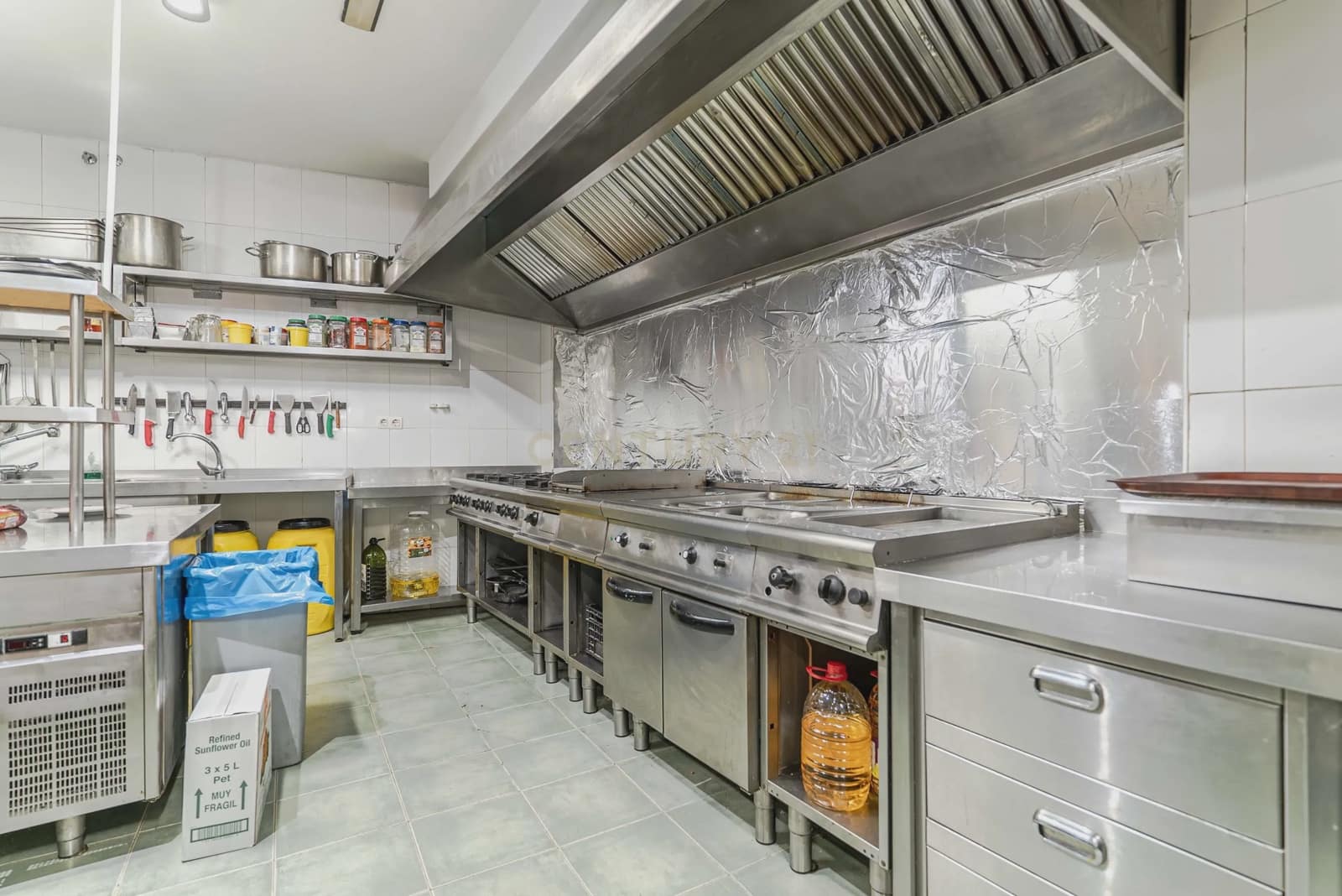 Kommersiell til salgs i Armilla - € 790 000 (Ref: 9289551)