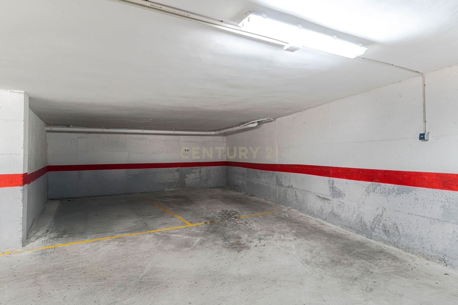 Kommersiell till salu i Almunecar - 27 500 € (Ref: 9289552)