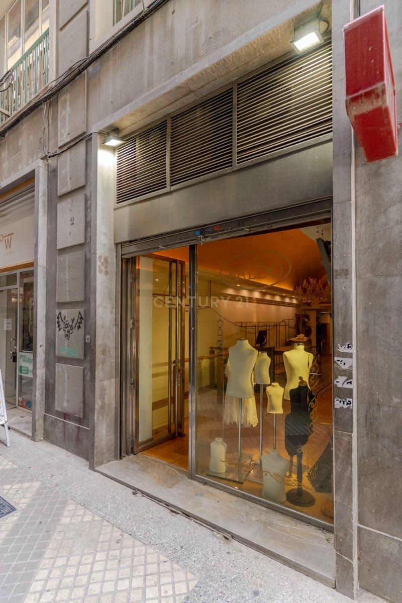 Kommersiell til salgs i Granada by - € 249 000 (Ref: 9289553)