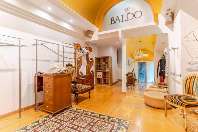 Comercial para venda em Centro - Sagrario, Granada cidade - 249 000 € (Ref: 9289553)