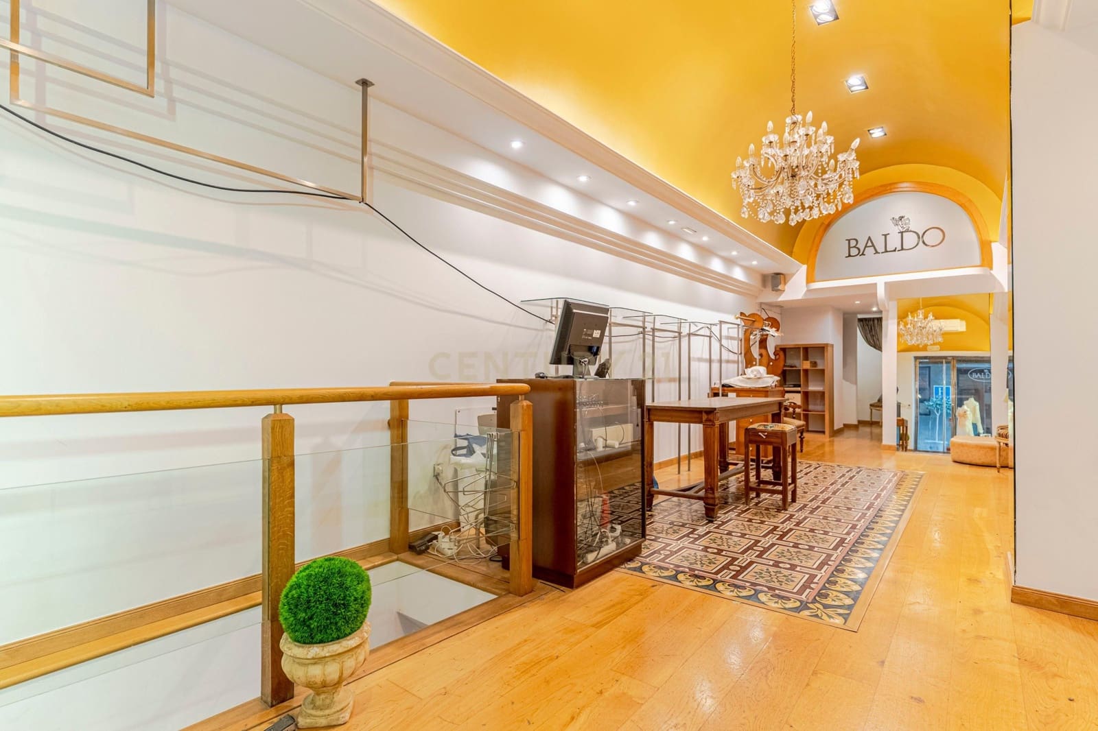 Kommersiell til salgs i Granada by - € 249 000 (Ref: 9289553)