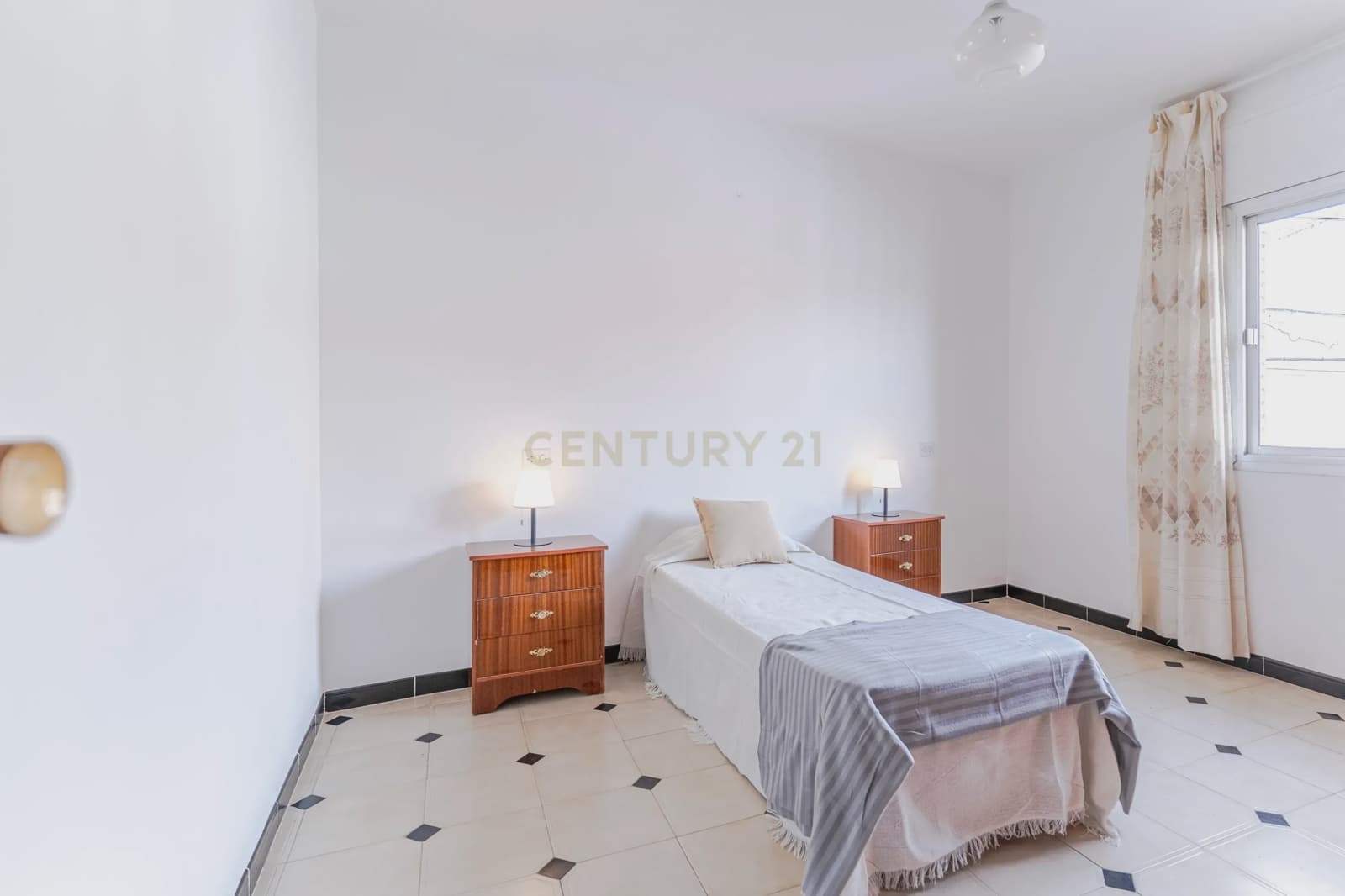 3 soveværelse Byhus til salg i Illora - € 105.000 (Ref: 9289556)