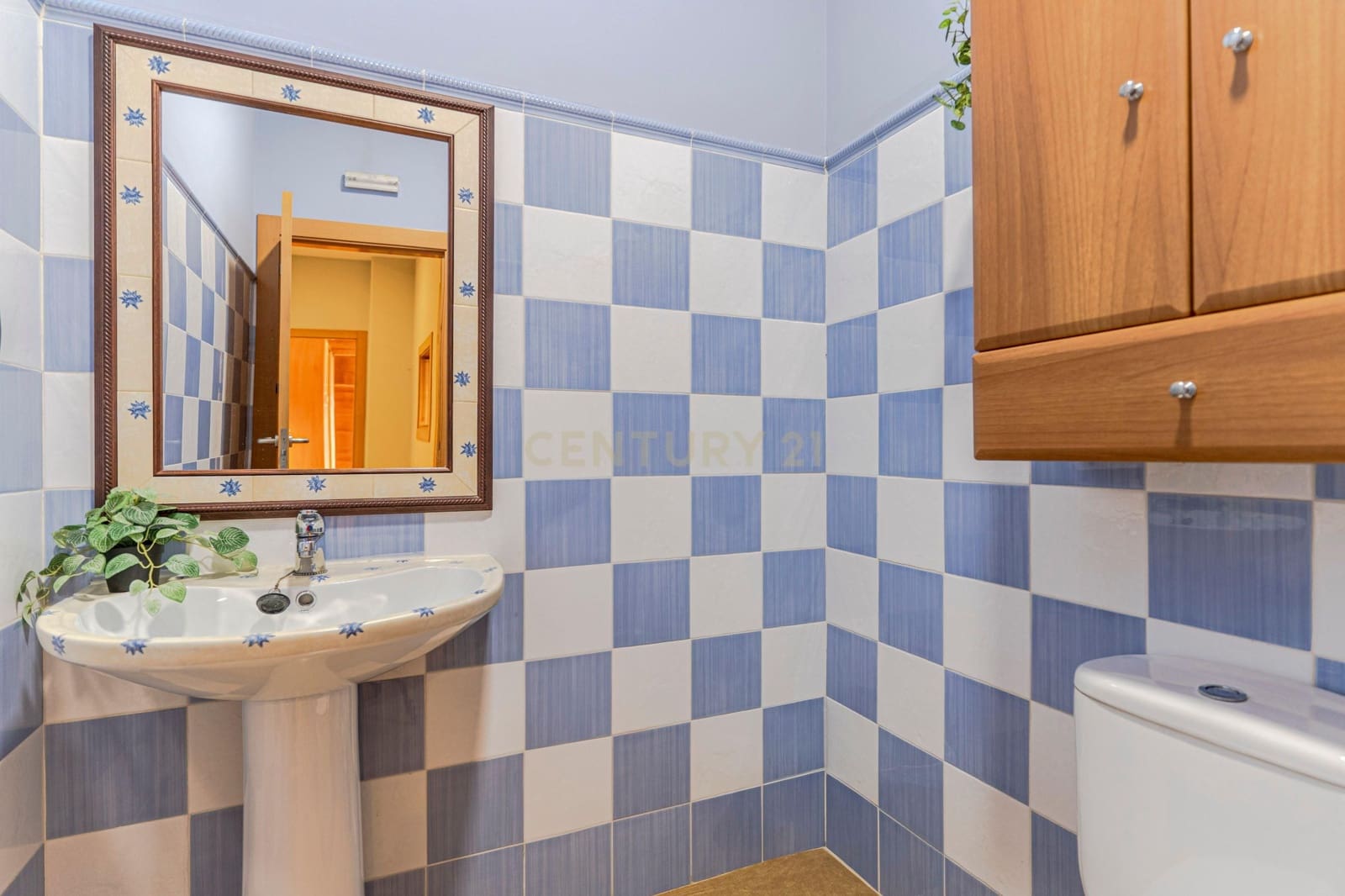 Kontor til salgs i Alfacar - € 89 000 (Ref: 9289558)