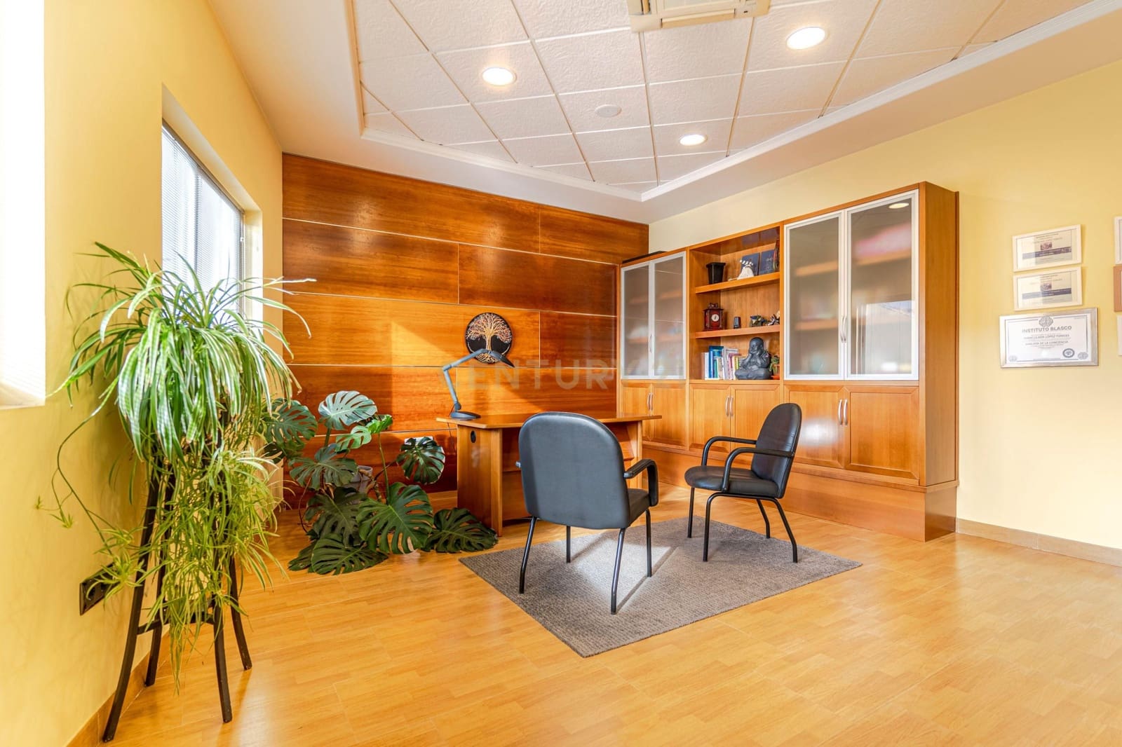 Kontor til salgs i Alfacar - € 89 000 (Ref: 9289558)