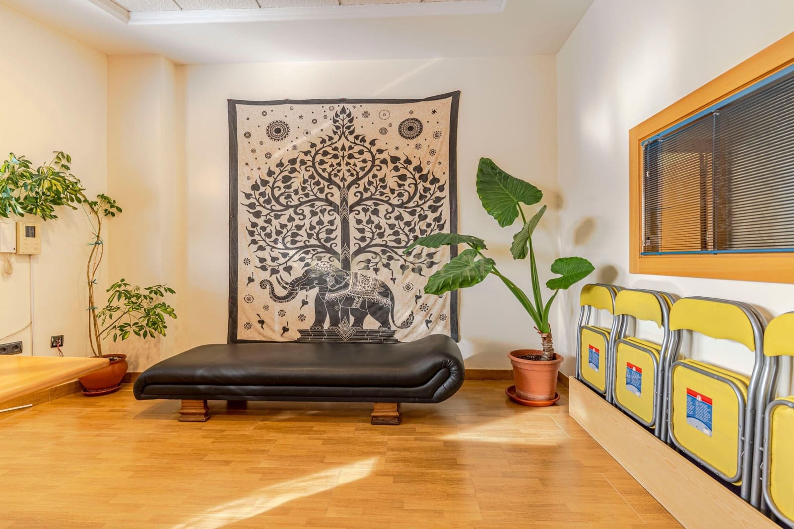 Kontor til salgs i Alfacar - € 89 000 (Ref: 9289558)