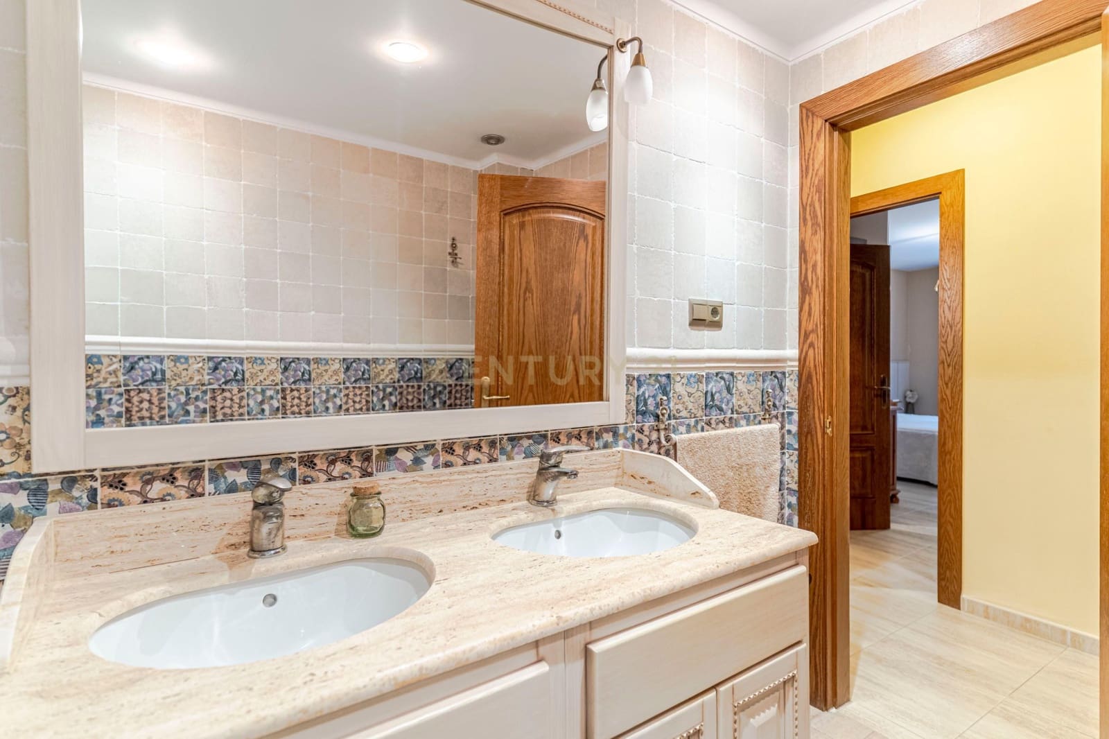 3 makuuhuone Asunto myytävänä paikassa Loja - 139 500 € (Ref: 9289560)