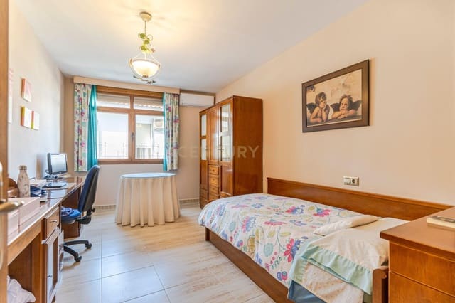 3 slaapkamer Flat te koop in Loja - € 139.500 (Ref: 9289560)