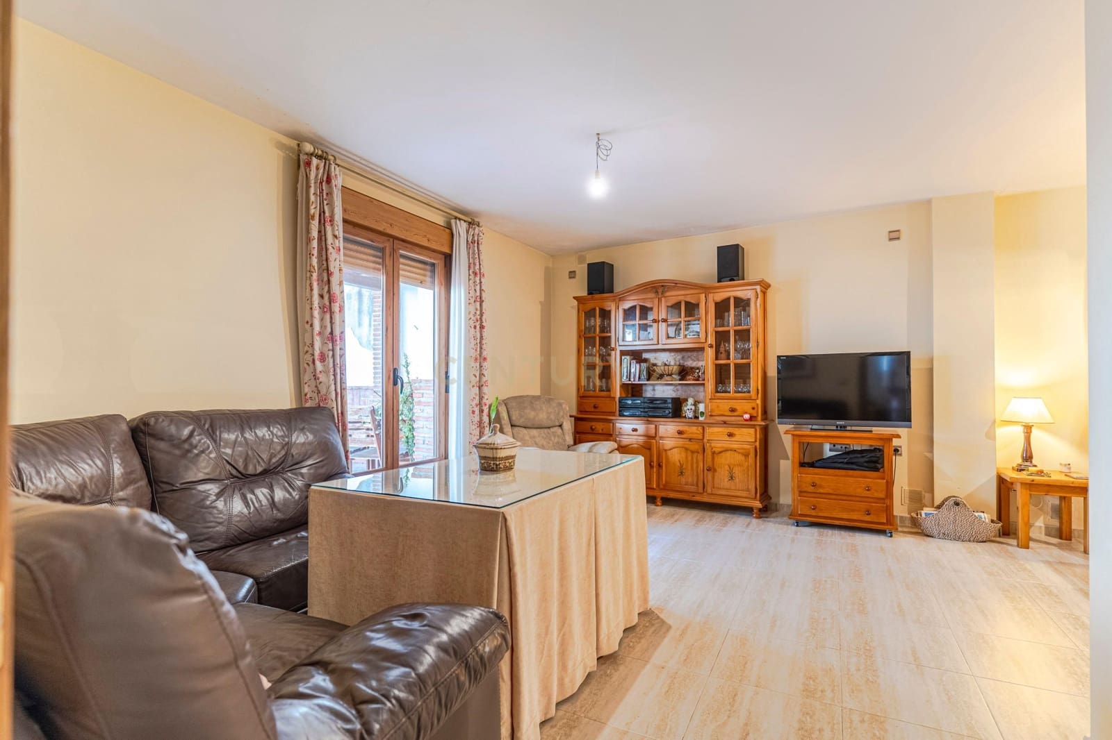 3 makuuhuone Asunto myytävänä paikassa Loja - 139 500 € (Ref: 9289560)