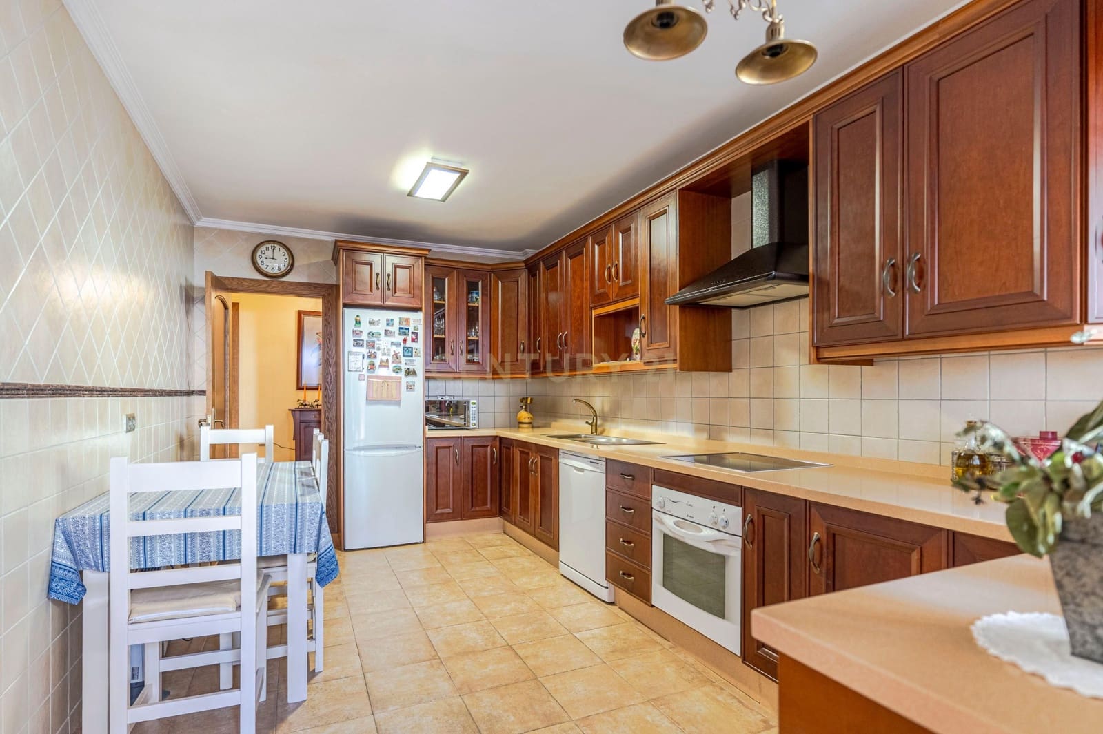 3 makuuhuone Asunto myytävänä paikassa Loja - 139 500 € (Ref: 9289560)