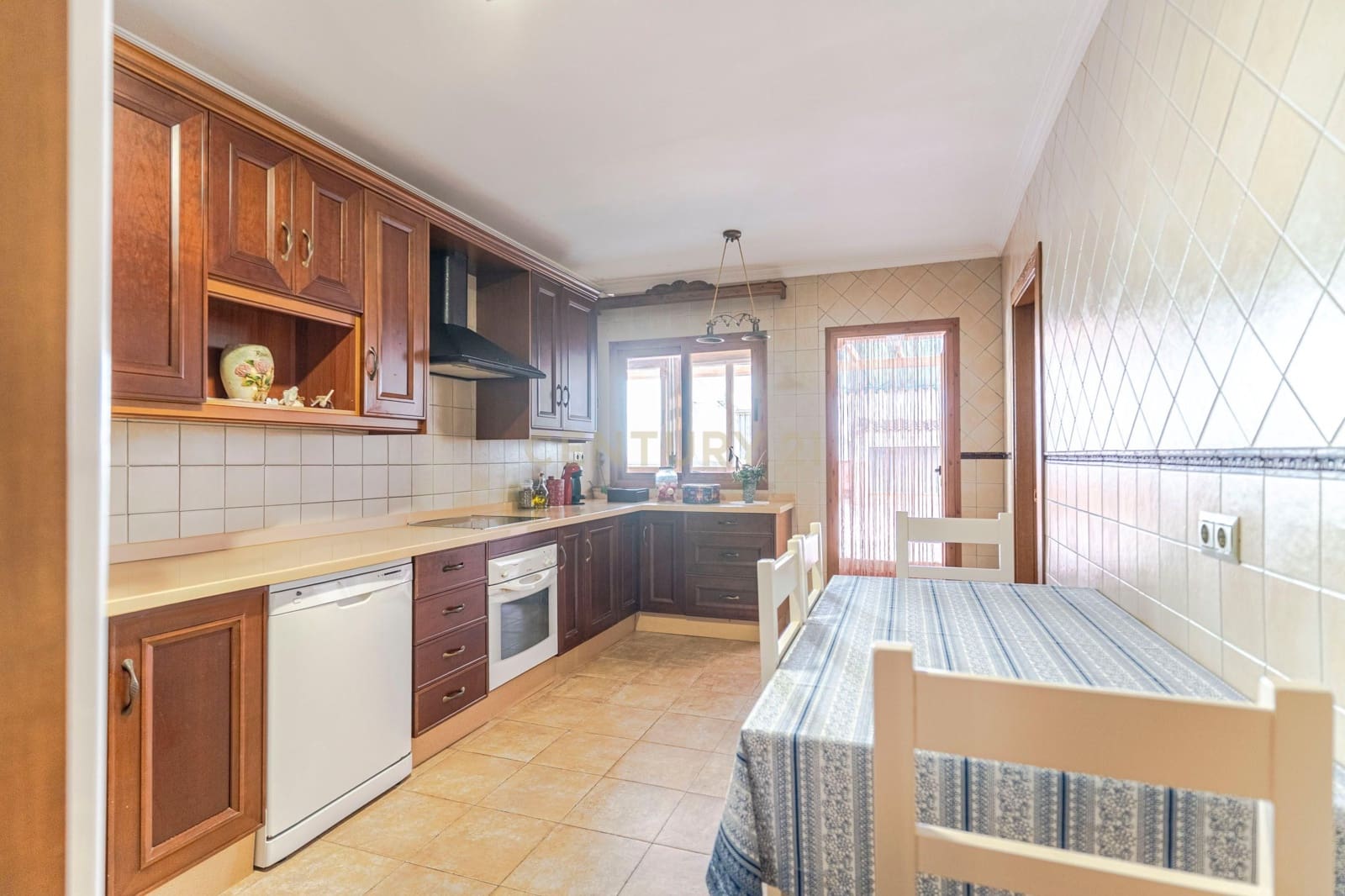 3 makuuhuone Asunto myytävänä paikassa Loja - 139 500 € (Ref: 9289560)