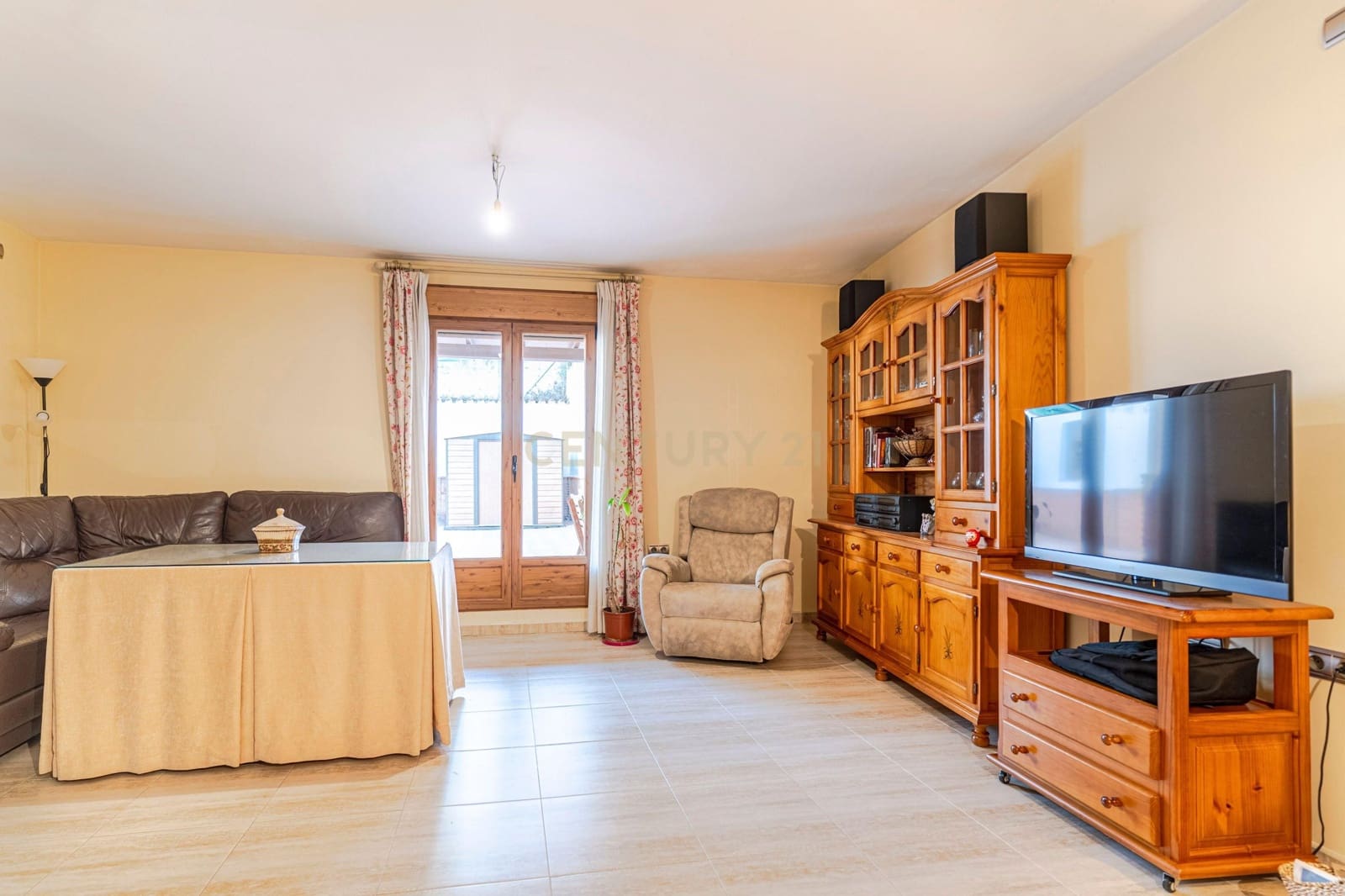 3 makuuhuone Asunto myytävänä paikassa Loja - 139 500 € (Ref: 9289560)