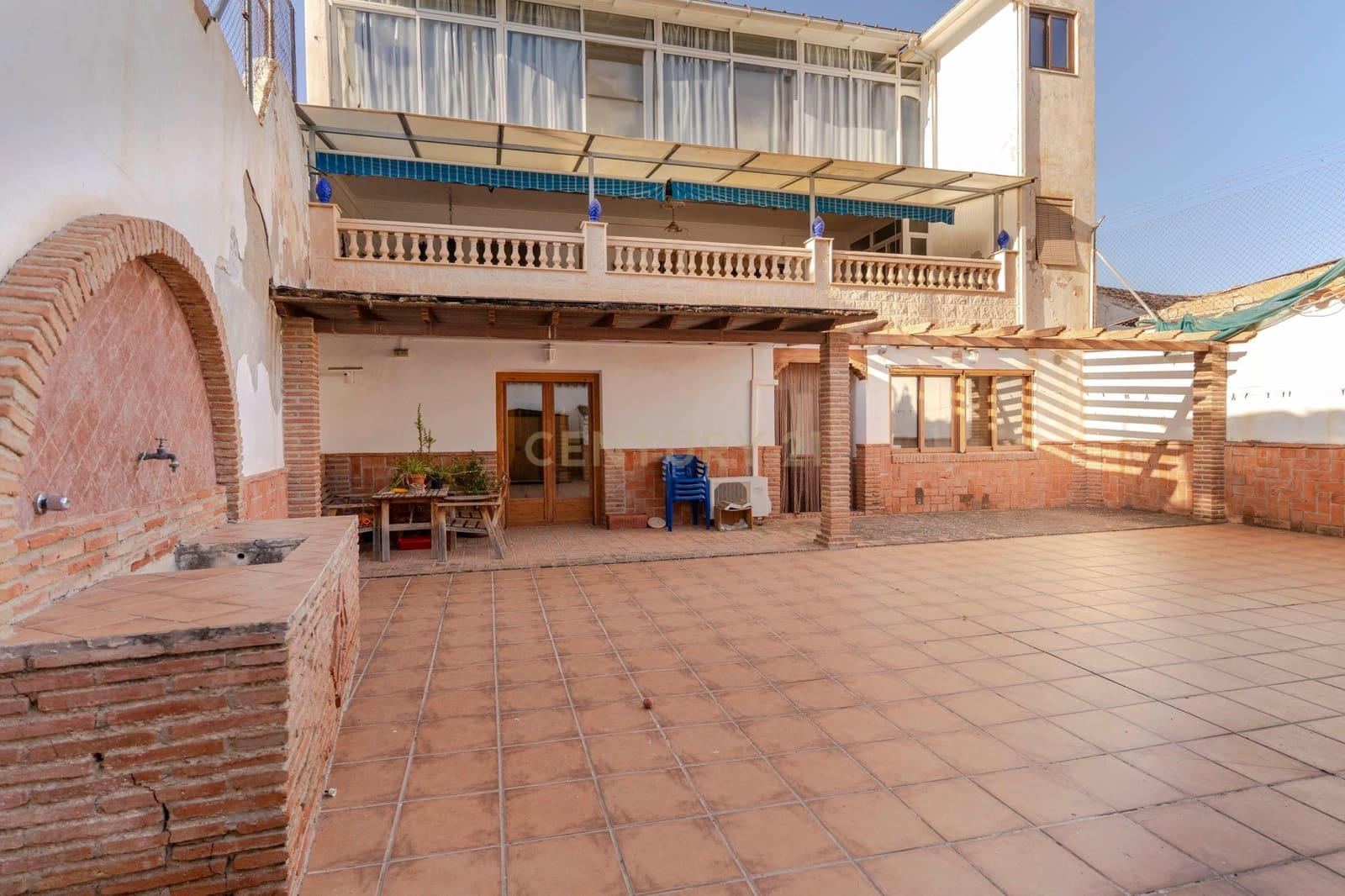 3 makuuhuone Asunto myytävänä paikassa Loja - 139 500 € (Ref: 9289560)